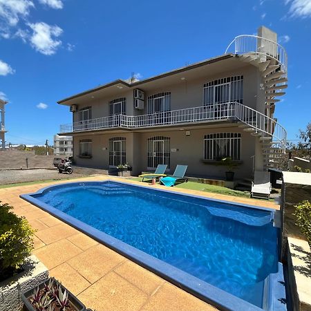 Tropical Retreats Apartment Flic en Flac Exterior photo