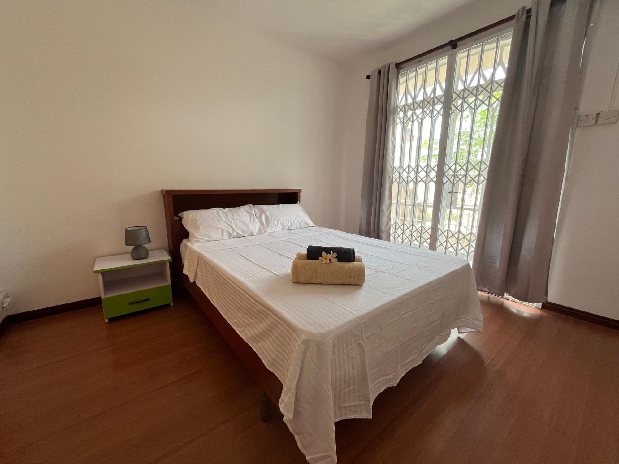 Tropical Retreats Apartment Flic en Flac Exterior photo